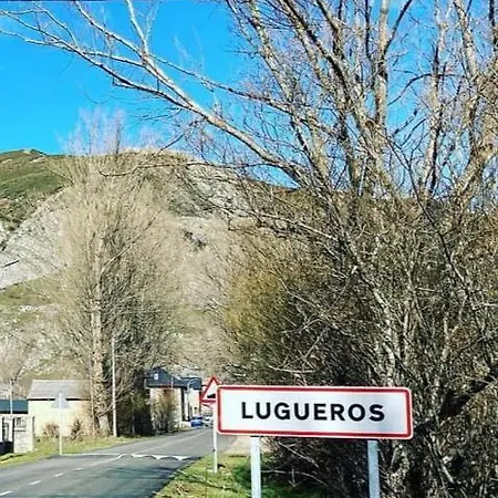 فندق El Cuartel De Lugueros