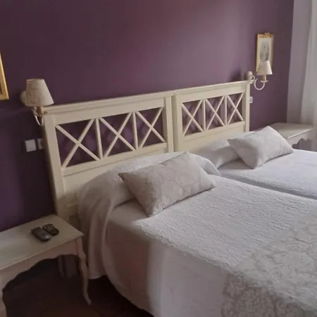 El Cuartel De מלון *