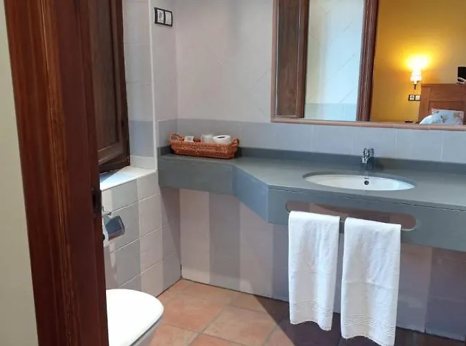 El Cuartel De * Lugueros